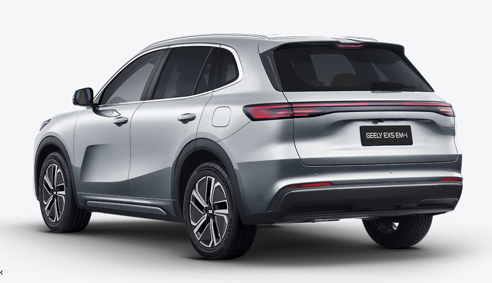Geely EX5 EM-i Макс, серебряный