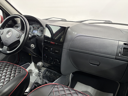 Fiat Albea, 2011 года, пробег 181700 км