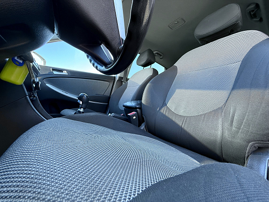 Hyundai Solaris Active, 2012 года, пробег 231000 км