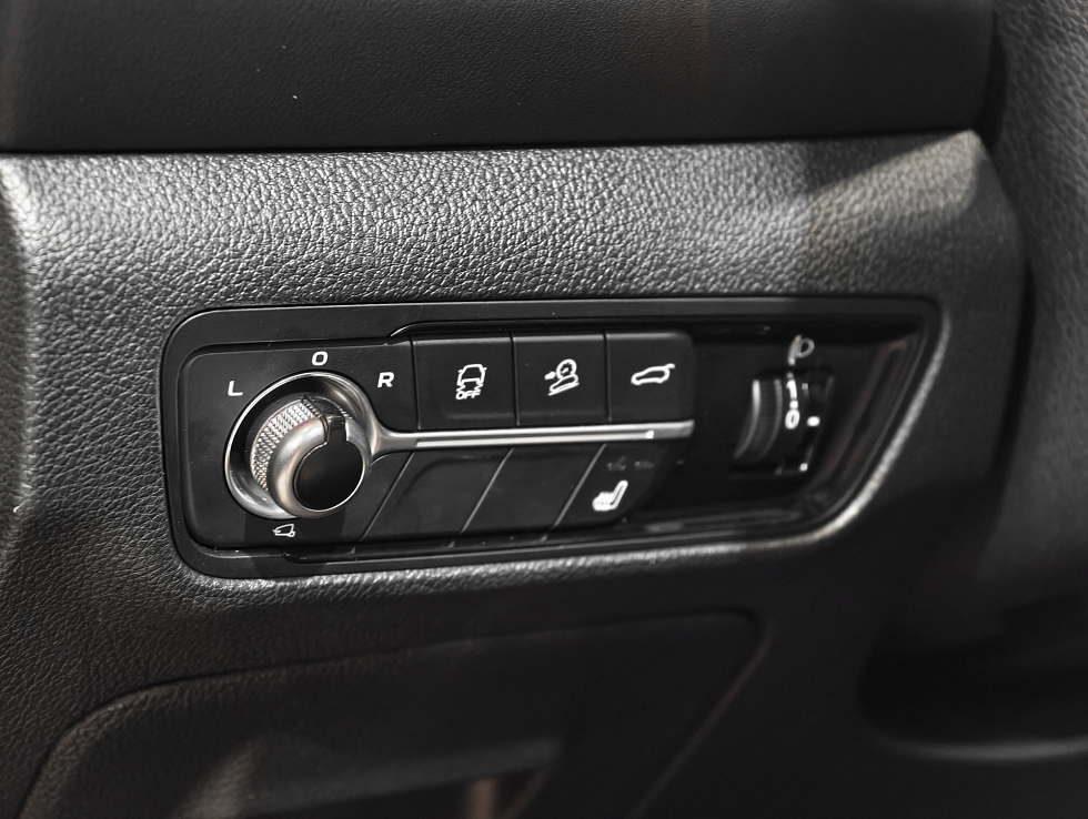 Changan CS75 Pro Техно 5 мест, черный