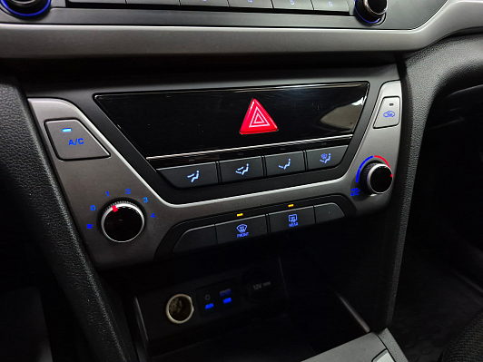 Hyundai Elantra Base, 2018 года, пробег 200532 км