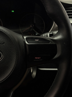 Kia Rio Prestige, 2021 года, пробег 49588 км