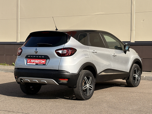 Renault Kaptur Drive, 2017 года, пробег 122213 км