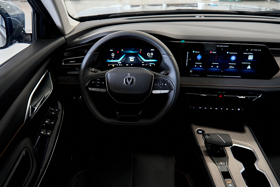 Changan CS75 Pro Техно 5 мест, черный