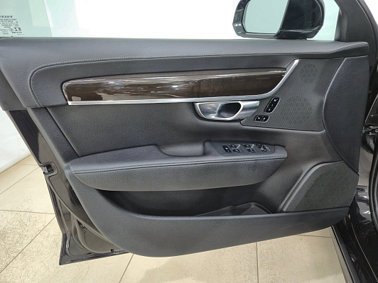 Volvo S90 Inscription, 2018 года, пробег 116905 км