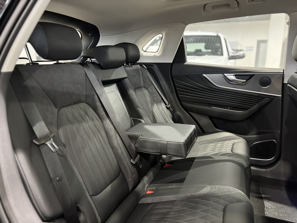 Hongqi HS3 Комфорт (Comfort), серый