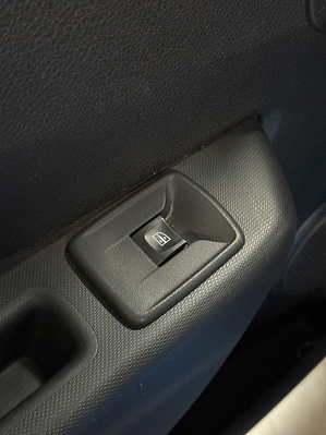 Renault Sandero Privilege, 2016 года, пробег 100000 км