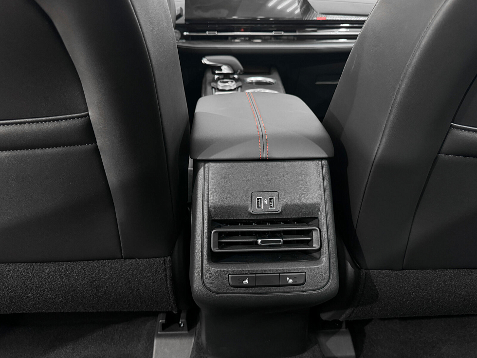 Changan UNI-S (CS55 Plus) Tech, серебряный