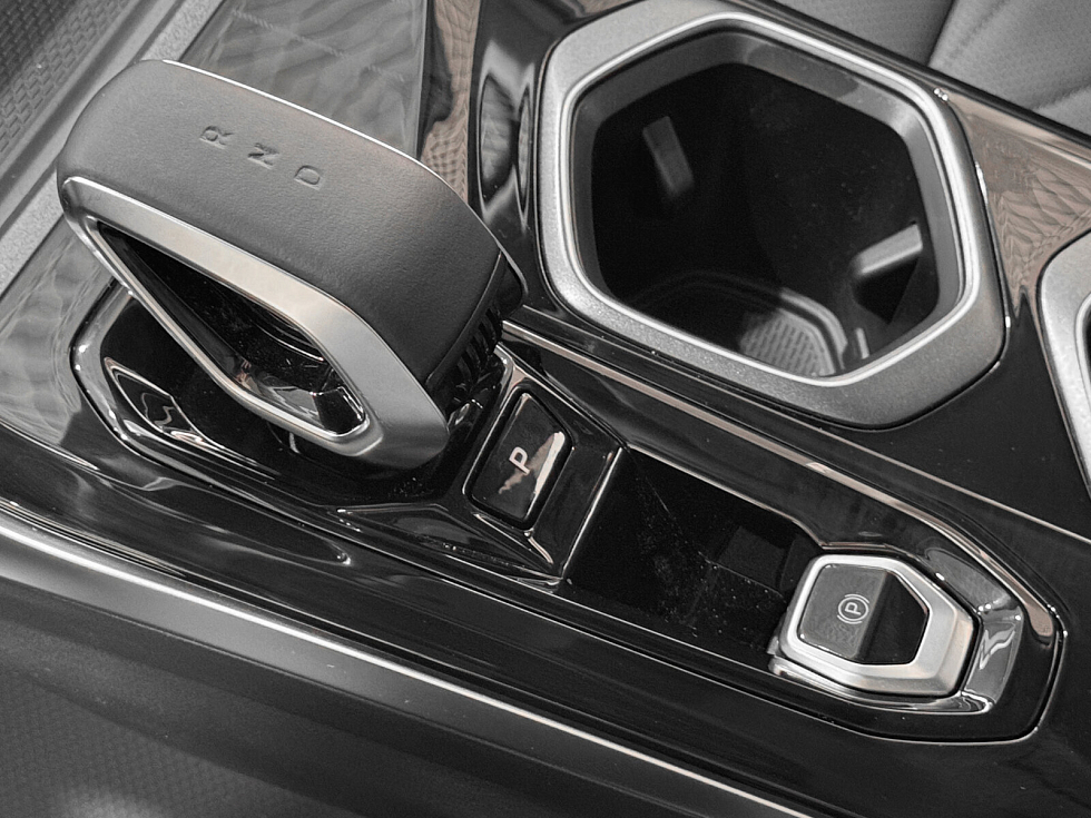 Geely Atlas Флагман, зеленый