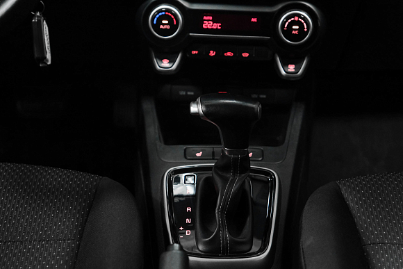 Kia Rio Style, 2021 года, пробег 70065 км