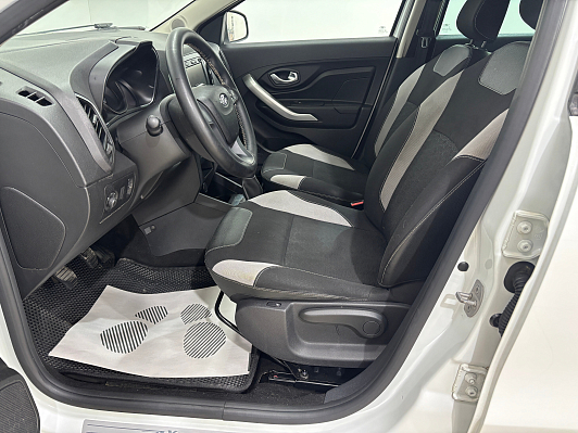 Lada (ВАЗ) XRAY Luxe Prestige, 2017 года, пробег 184786 км