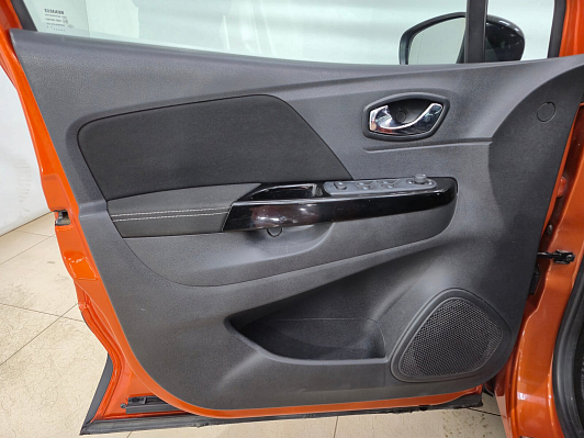 Renault Kaptur, 2018 года, пробег 129078 км