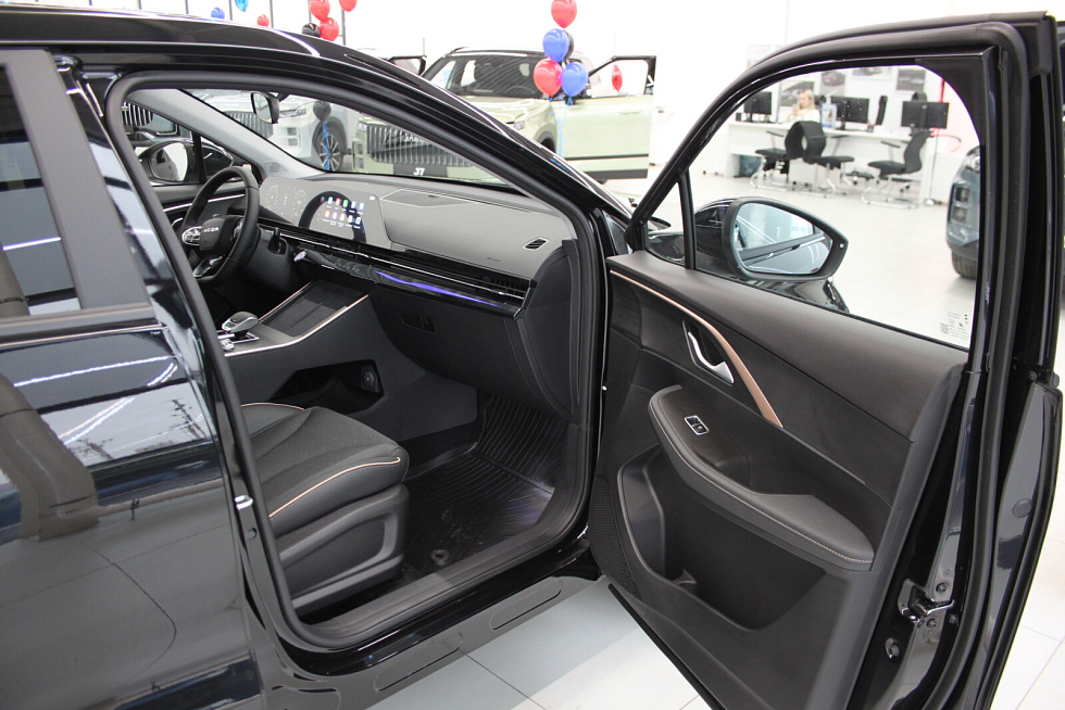 Omoda C5 Drive, черный