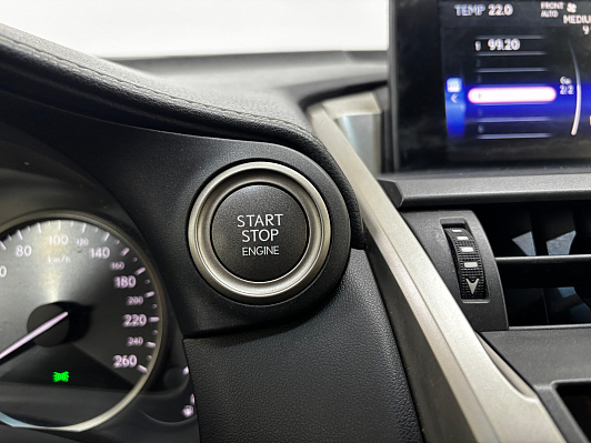 Lexus NX Comfort, 2015 года, пробег 196547 км