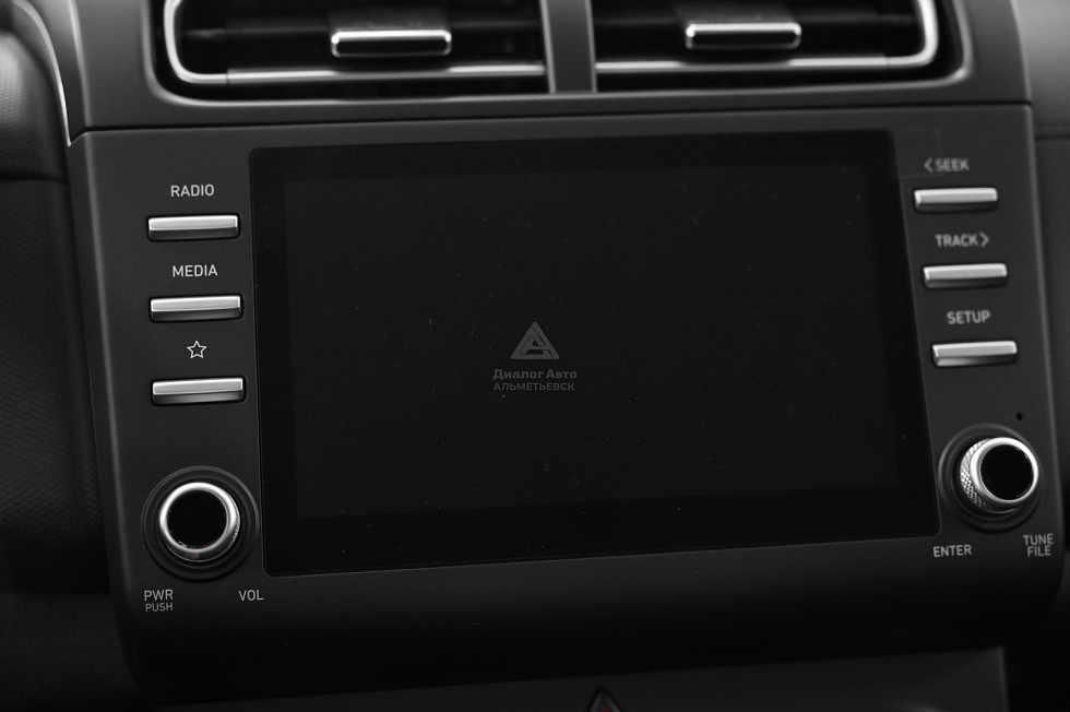 Solaris HC Prime, белый