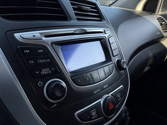 Hyundai Solaris Active, 2012 года, пробег 231000 км