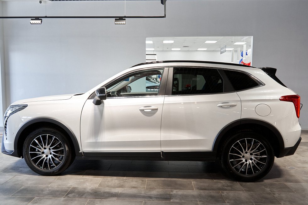 Haval Jolion Комфорт, белый
