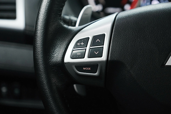 Mitsubishi Outlander Instyle, 2012 года, пробег 230795 км