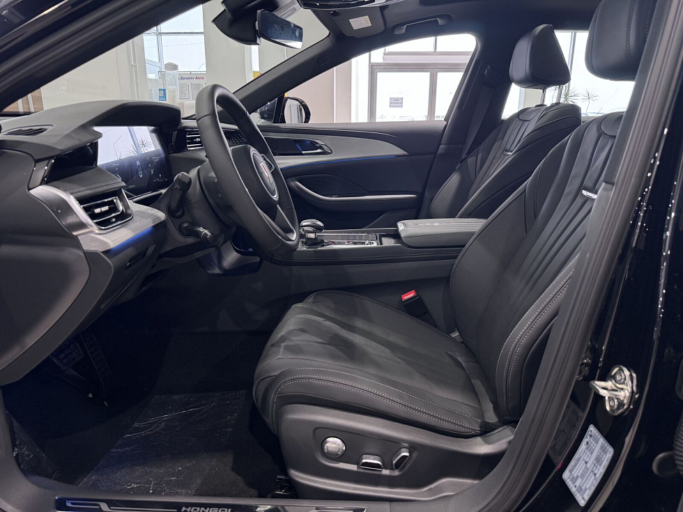 Hongqi H5 Deluxe +, черный