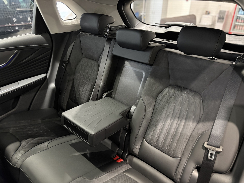 Hongqi HS3 Comfort, голубой