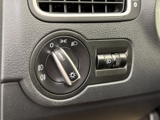 Volkswagen Polo Comfortline, 2015 года, пробег 244924 км