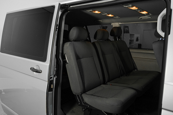 Volkswagen Caravelle, 2011 года, пробег 329081 км