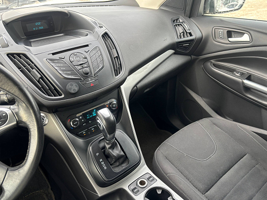 Ford Kuga Trend Plus, 2013 года, пробег 260000 км