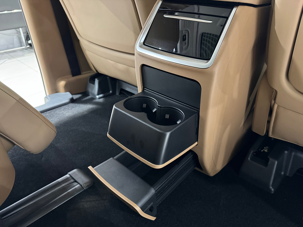 JAC RF8 Flagship, черный