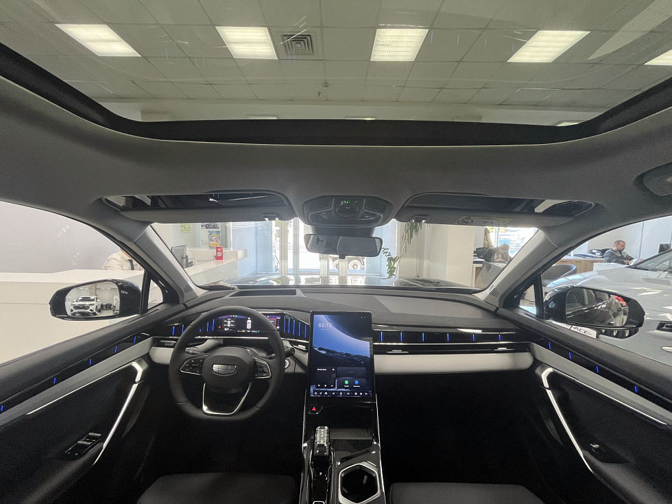 Geely Atlas Спорт, зеленый