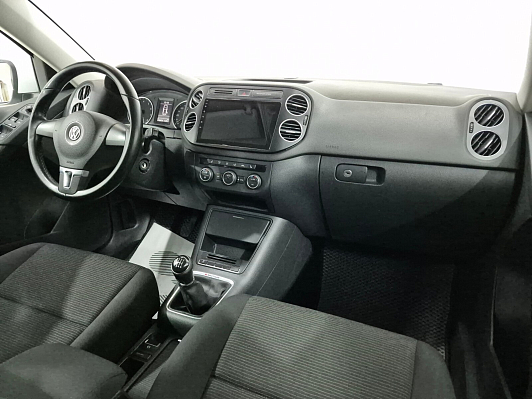 Volkswagen Tiguan, 2016 года, пробег 178977 км