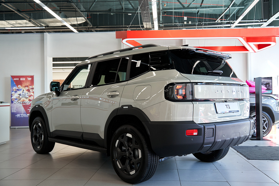 JETOUR T1 Comfort, золотой