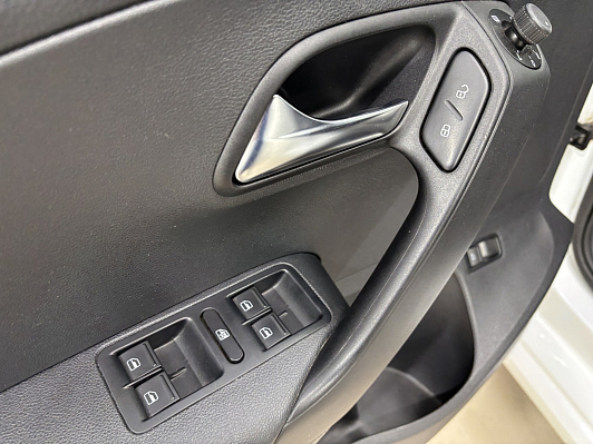 Volkswagen Polo Comfortline, 2019 года, пробег 116455 км