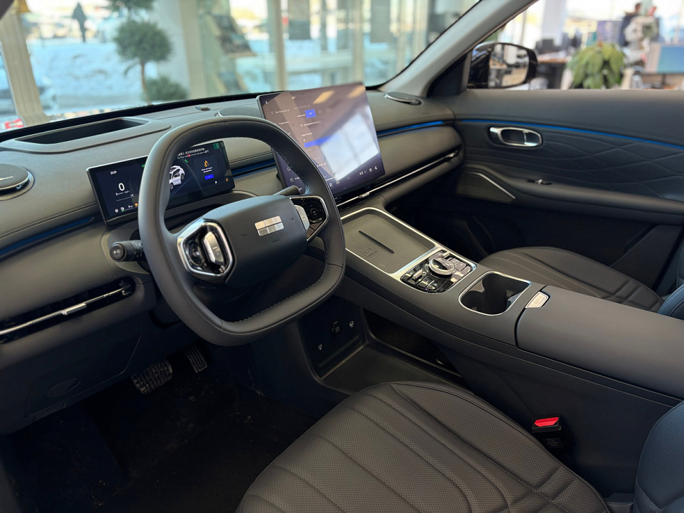 Geely EX5 EM-i Макс, черный