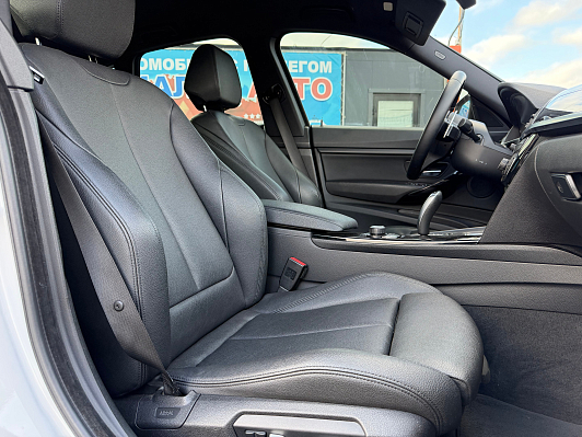 BMW 3 серии 320i xDrive M Sport, 2018 года, пробег 260000 км