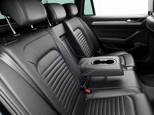 Volkswagen Passat, 2018 года, пробег 278760 км