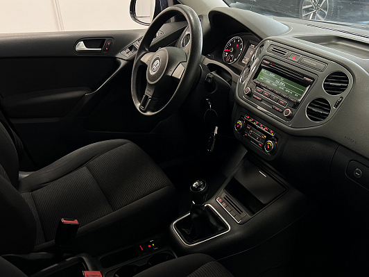Volkswagen Tiguan Avenue, 2014 года, пробег 136810 км