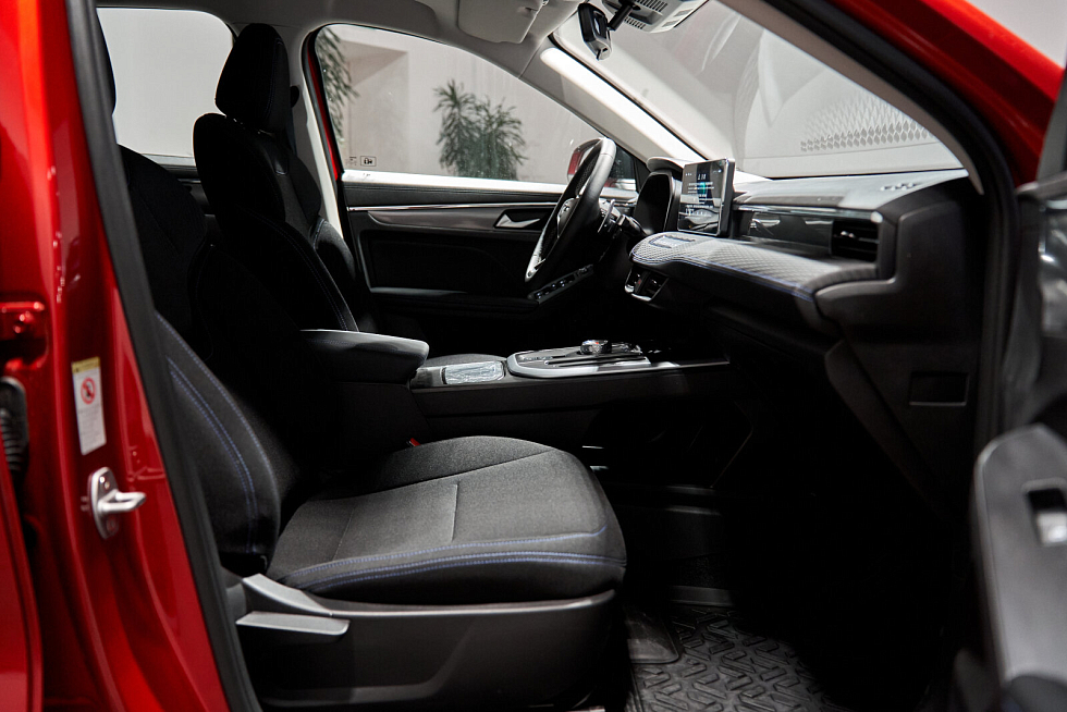 Haval Jolion Elite, красный