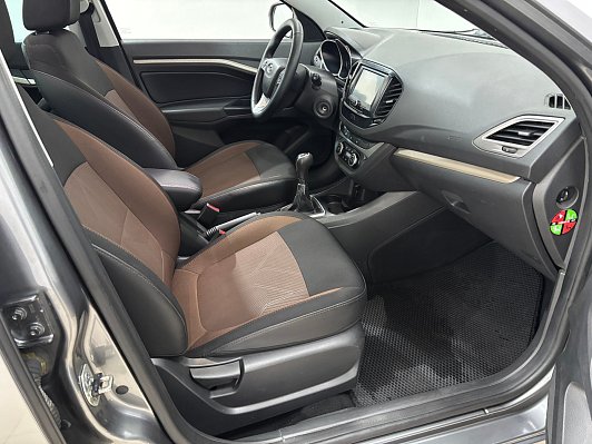 Lada (ВАЗ) Vesta Luxe Multimedia (2019-2021), 2019 года, пробег 111628 км