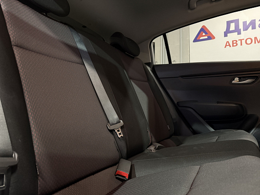 Kia Rio Luxe, 2021 года, пробег 30000 км