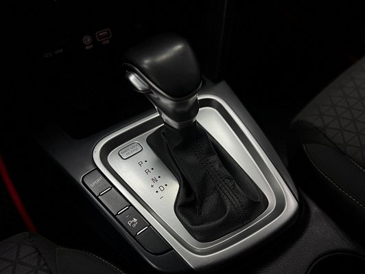 Kia Ceed Luxe, 2019 года, пробег 156054 км