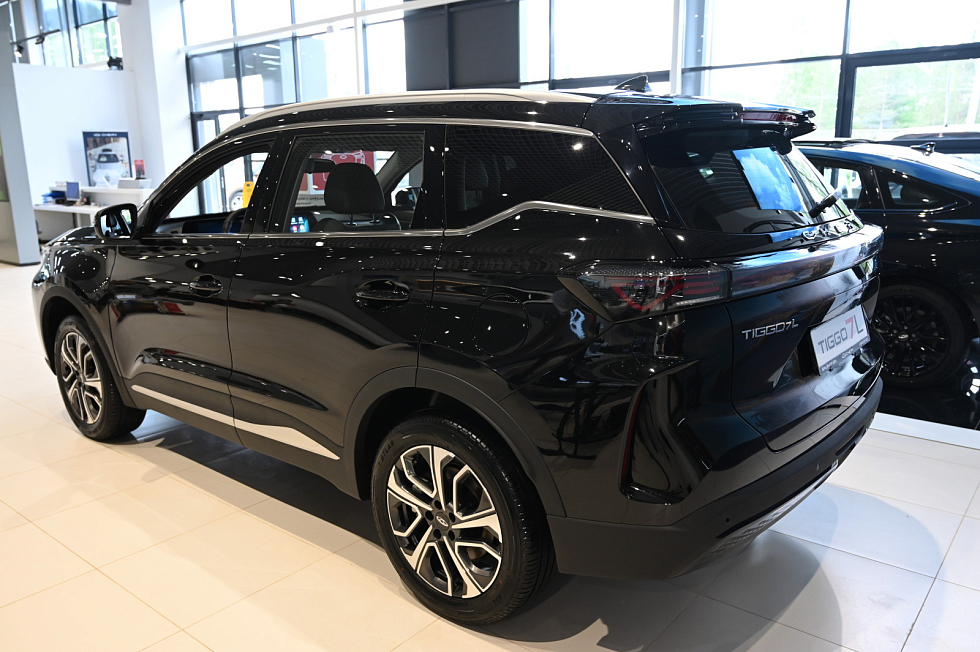 Chery Tiggo 7L Ultra, черный