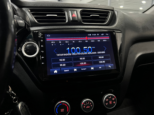 Kia Rio, 2015 года, пробег 190000 км