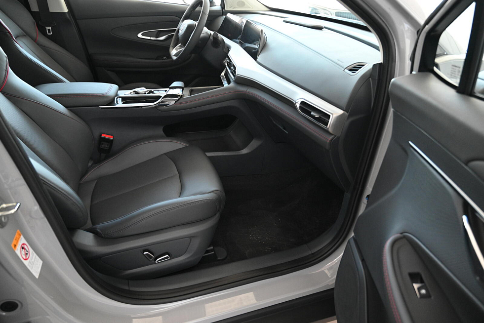 Changan UNI-T Техно, серый