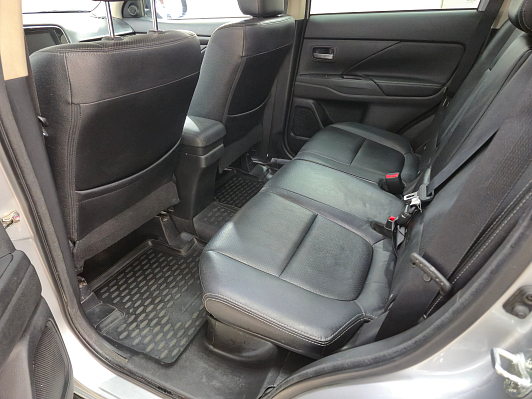 Mitsubishi Outlander Instyle, 2018 года, пробег 239865 км