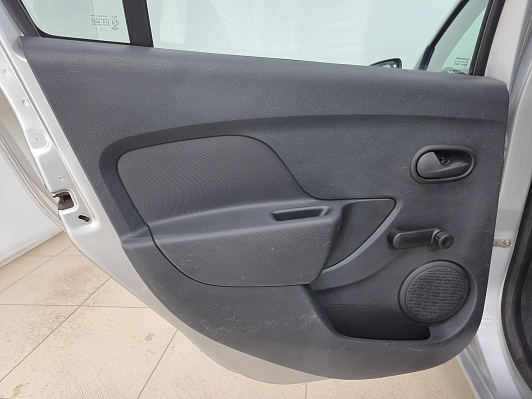 Renault Logan Confort, 2015 года, пробег 58340 км