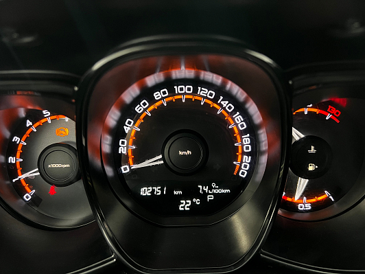 Lada (ВАЗ) Vesta Comfort Winter EnjoY Pro, 2020 года, пробег 103000 км
