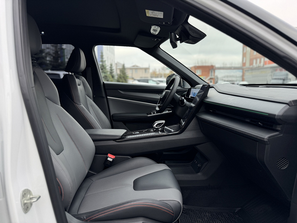 Geely Cityray Flagship, белый