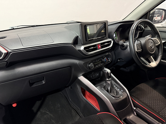 Toyota Raize, 2020 года, пробег 118000 км