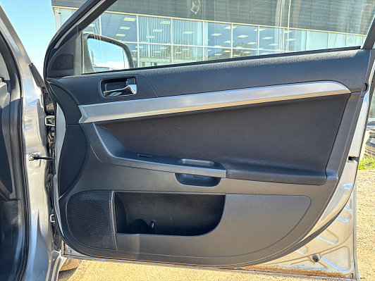 Mitsubishi Lancer, 2010 года, пробег 239213 км