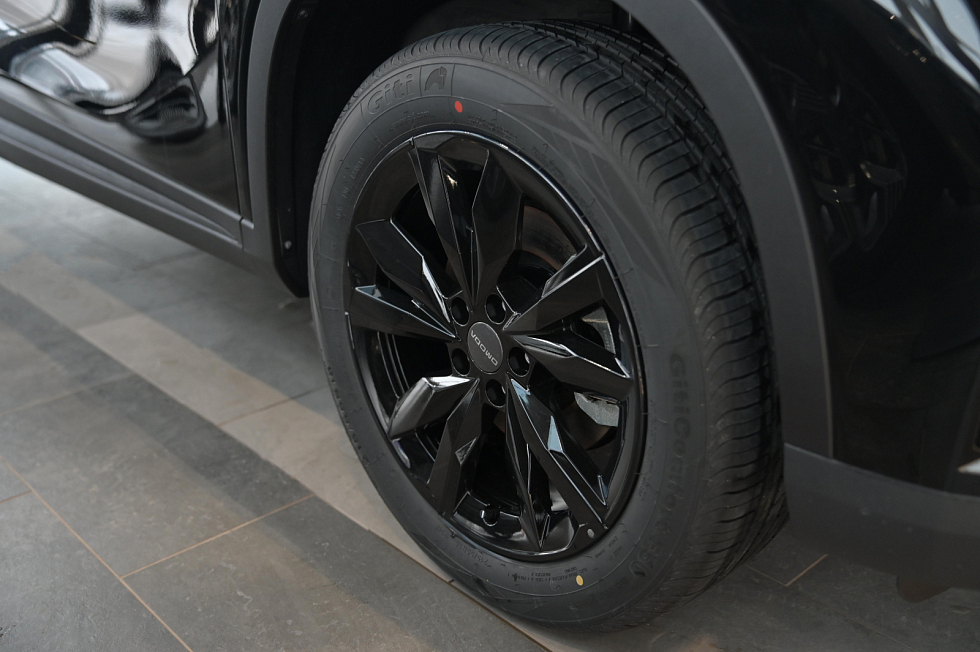 Omoda C5 Актив, черный